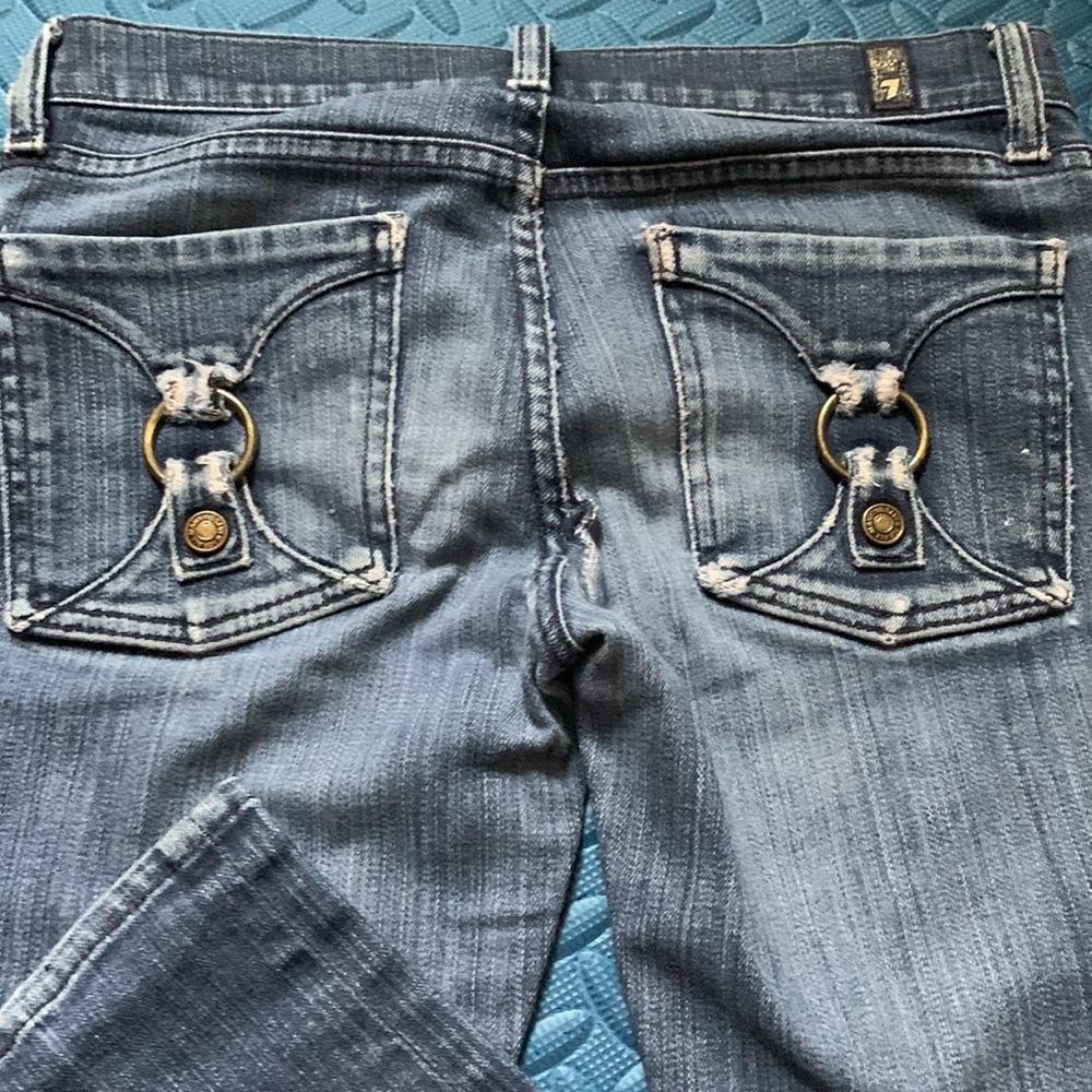 7 Seven for all Mankind 7's, vintage. Size 25-straight leg. Cotton 2% spandex